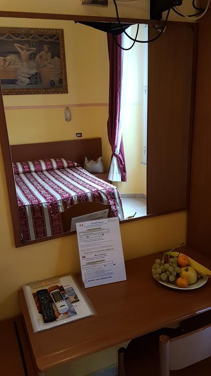 Soggiorno Comfort Roma Exterior foto